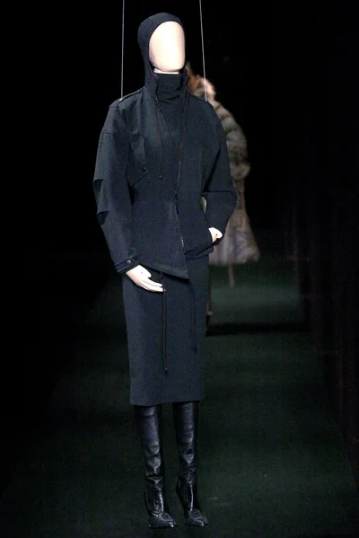 Look 32